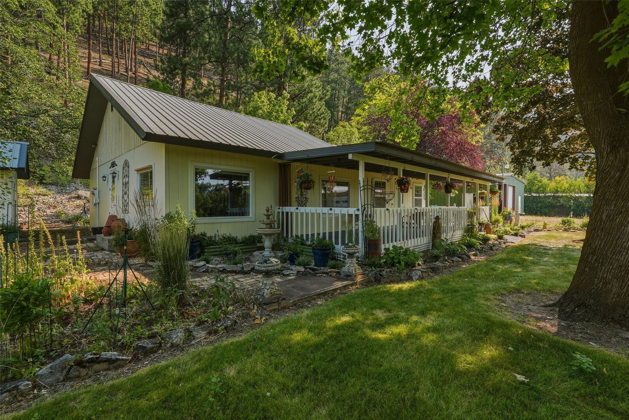 1550 Tremper Drive