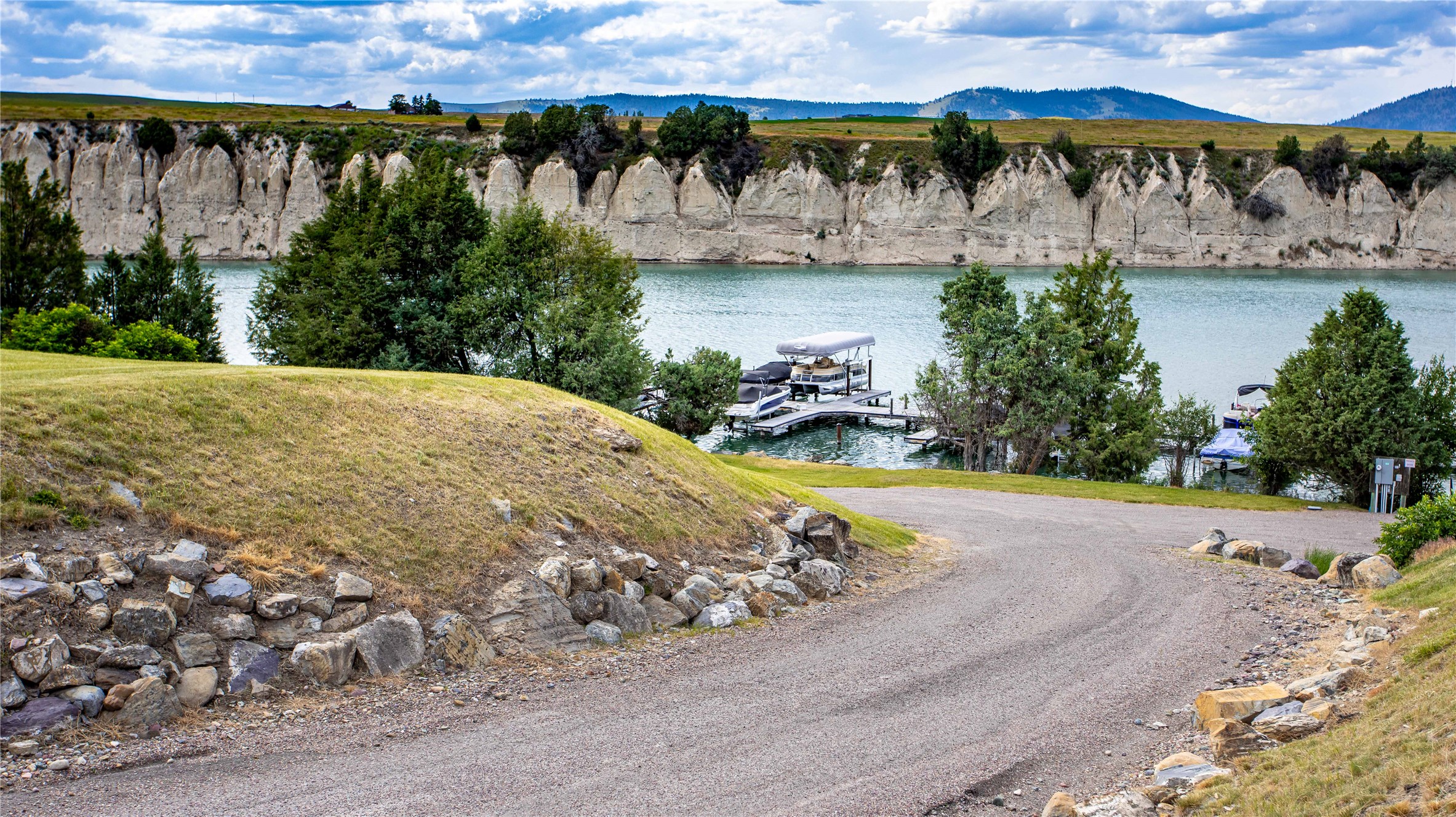 39760 Highland Drive