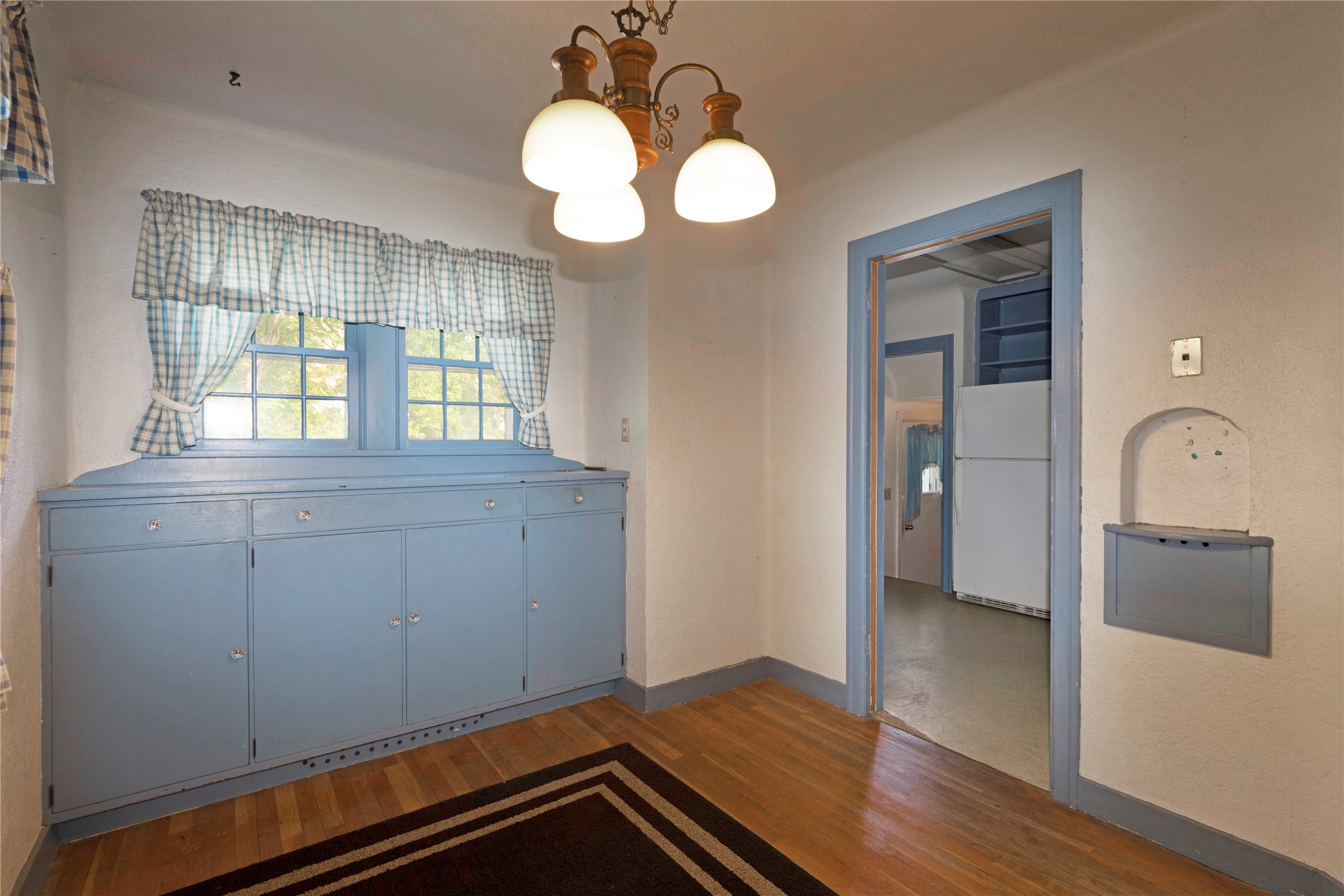 Missoula, Montana 59801, United States, 3 Bedrooms Bedrooms, ,2 BathroomsBathrooms,Residential,Pending,51526