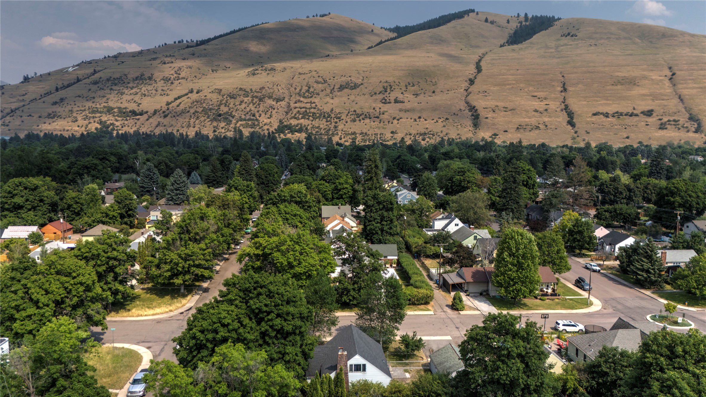 Missoula, Montana 59801, United States, 3 Bedrooms Bedrooms, ,2 BathroomsBathrooms,Residential,Pending,51526