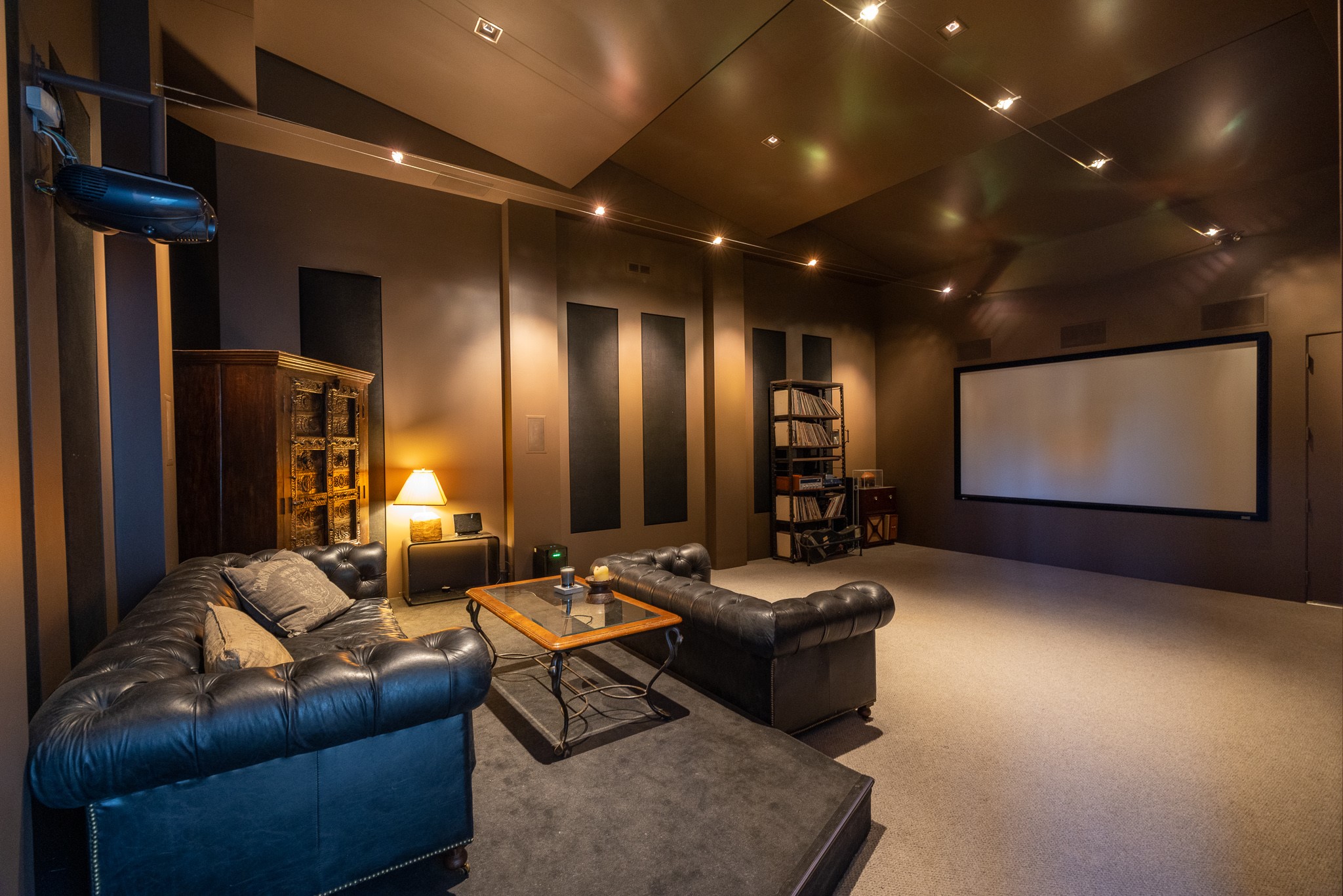 Victor, Montana 59875, United States, 4 Bedrooms Bedrooms, ,4 BathroomsBathrooms,Residential,Active,116273