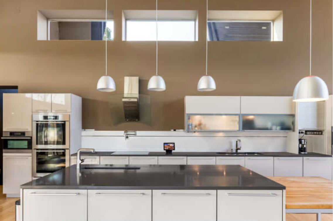 Victor, Montana 59875, United States, 4 Bedrooms Bedrooms, ,4 BathroomsBathrooms,Residential,Active,116273