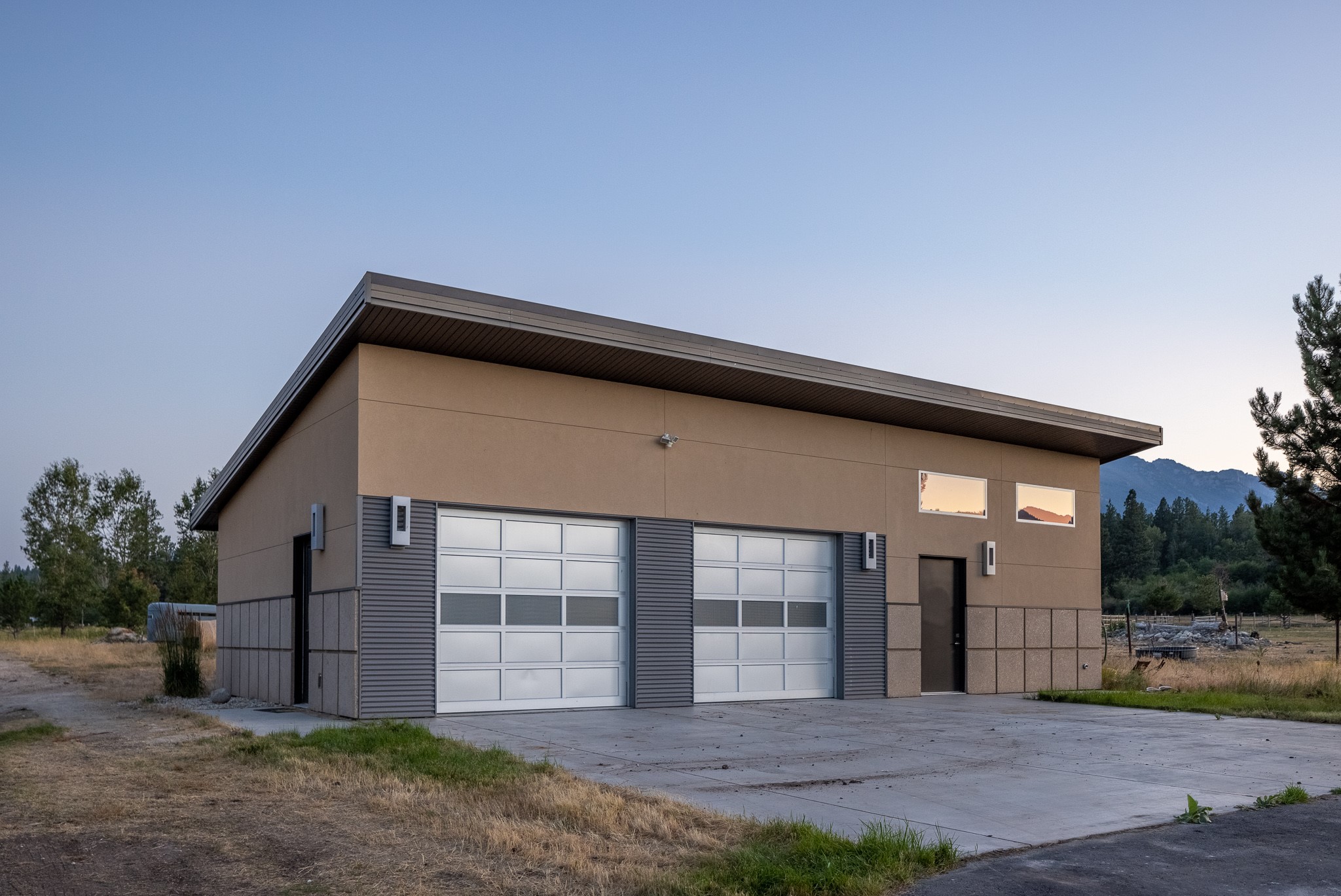 Victor, Montana 59875, United States, 4 Bedrooms Bedrooms, ,4 BathroomsBathrooms,Residential,Active,116273