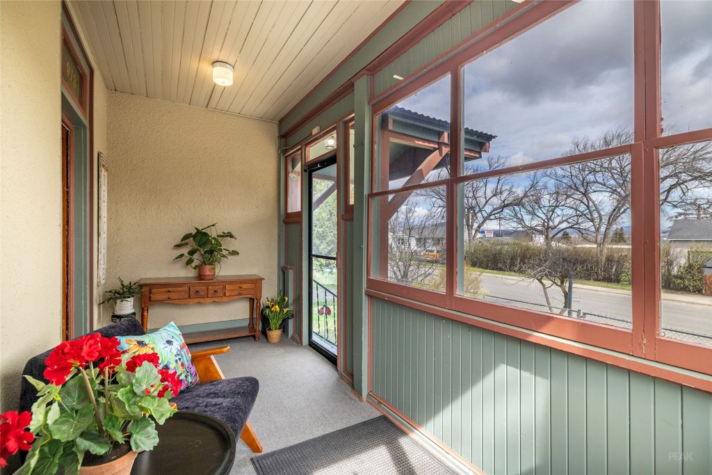 Photo of 913 Cannon Street, Helena, MT 59601 (MLS # 30069193)