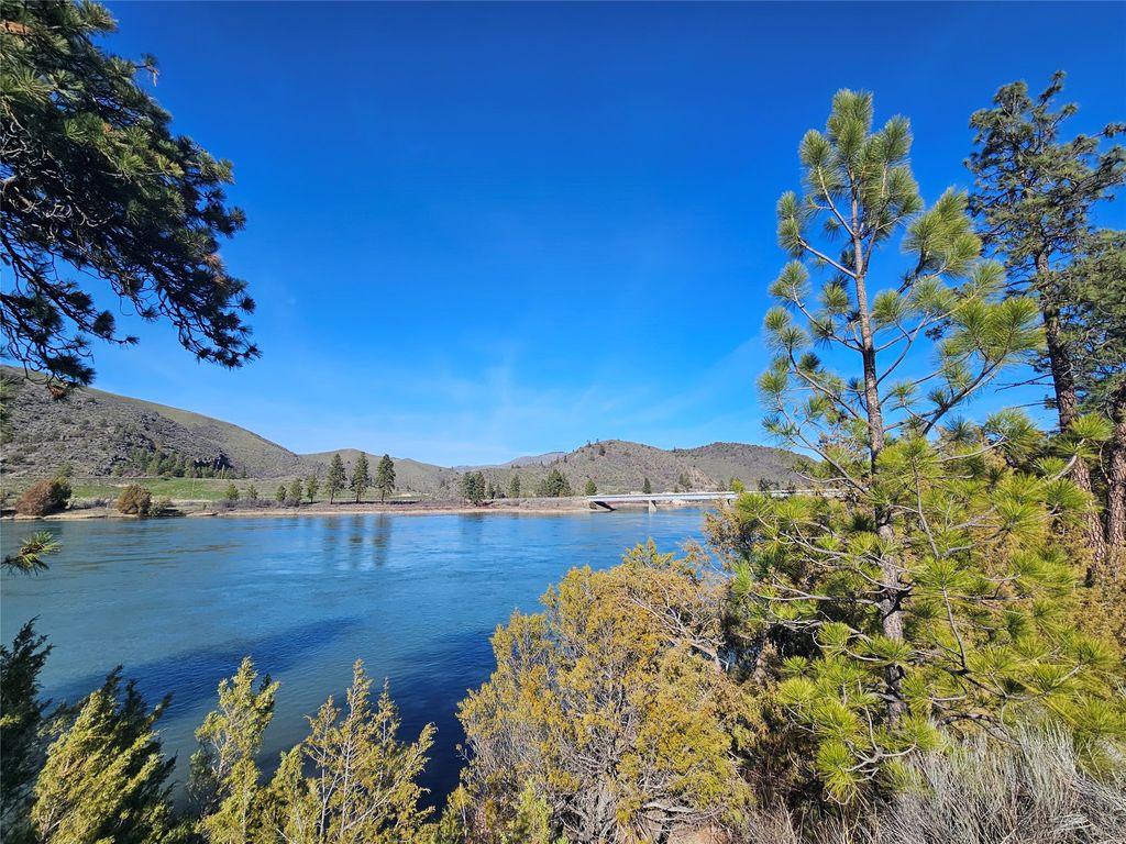 Photo of NHN Happys Way, Plains, MT 59859 (MLS # 30067368)