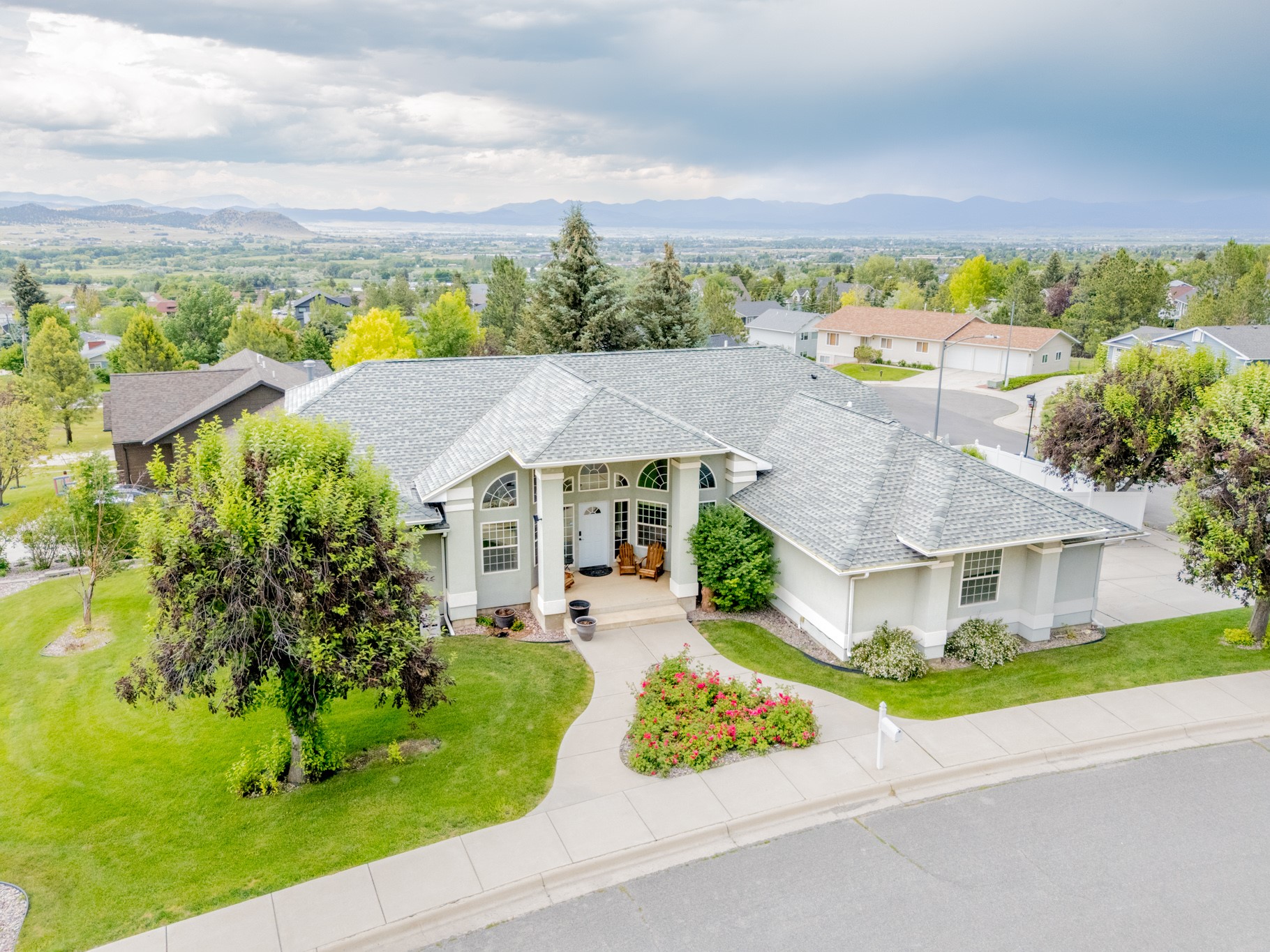 2028 Flowerree Street