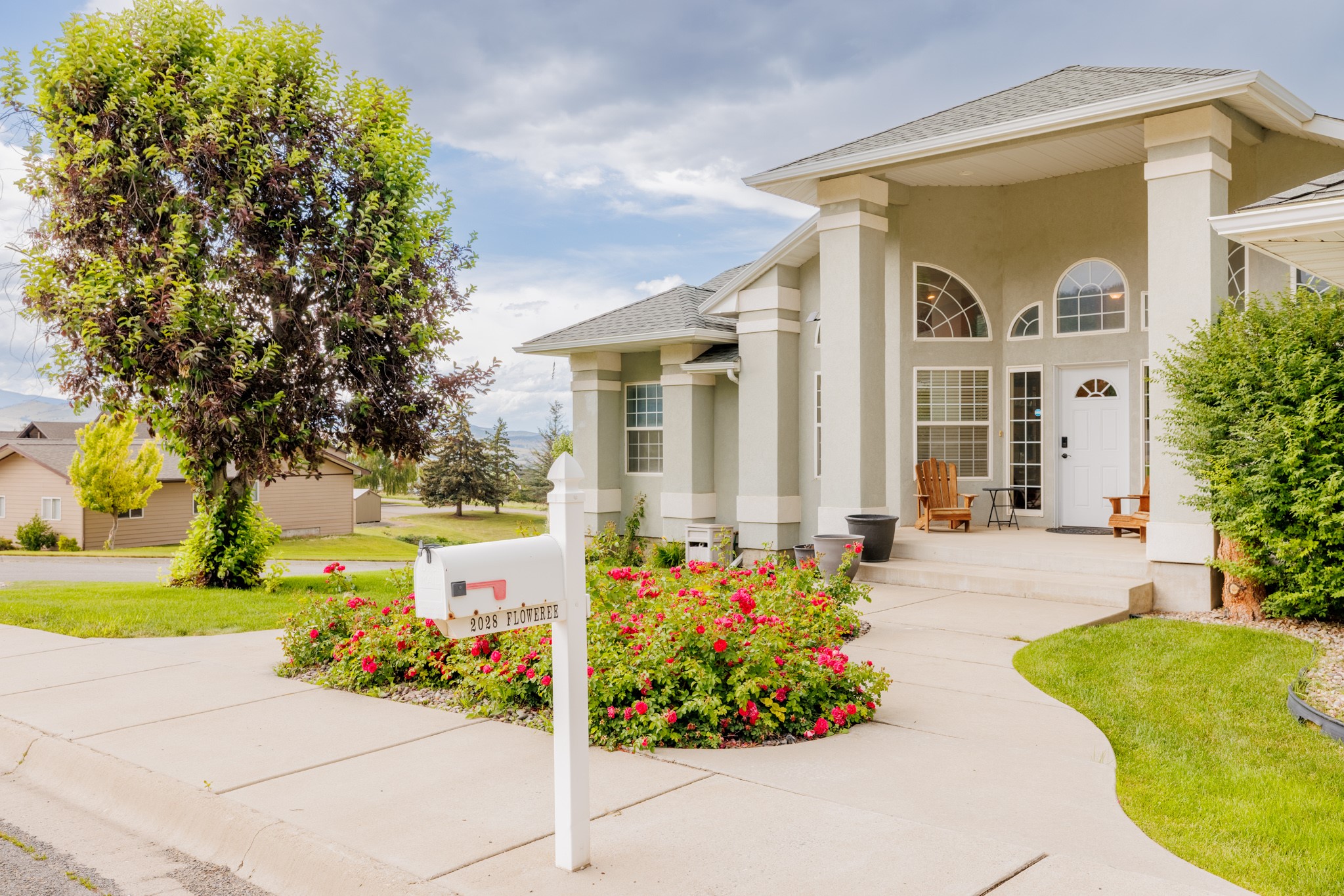 2028 Flowerree Street