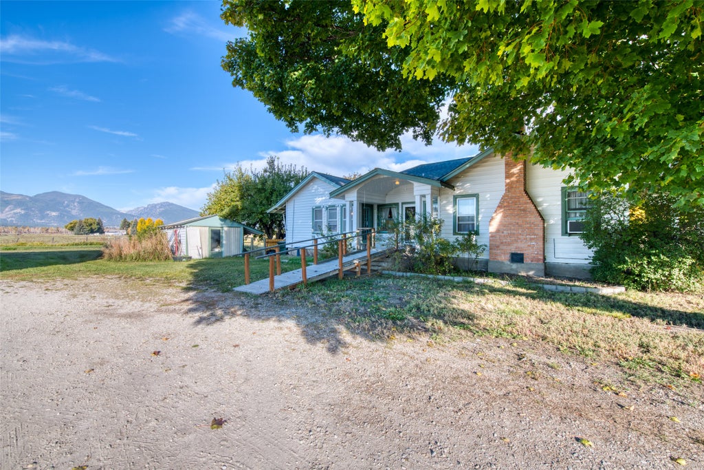 Photo of 1321 Eastside Hwy, Corvallis, MT 59828 (MLS # 30079420)