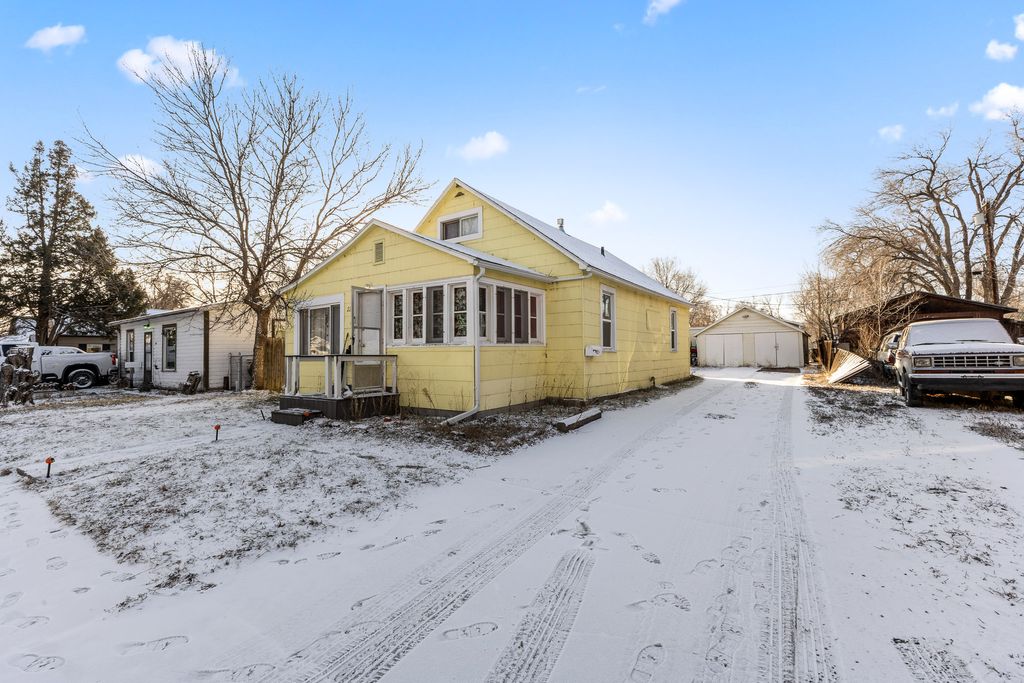 Photo of 22 Jefferson Street, Billings, MT 59101 (MLS # 30064077)