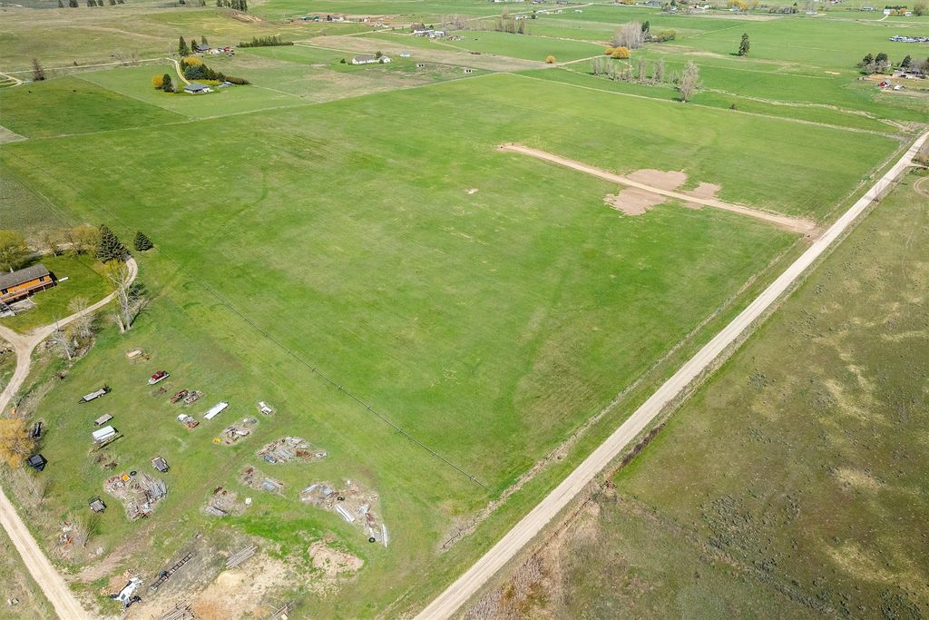Photo of 4283 Burro Lane, Stevensville, MT 59870 (MLS # 30053363)