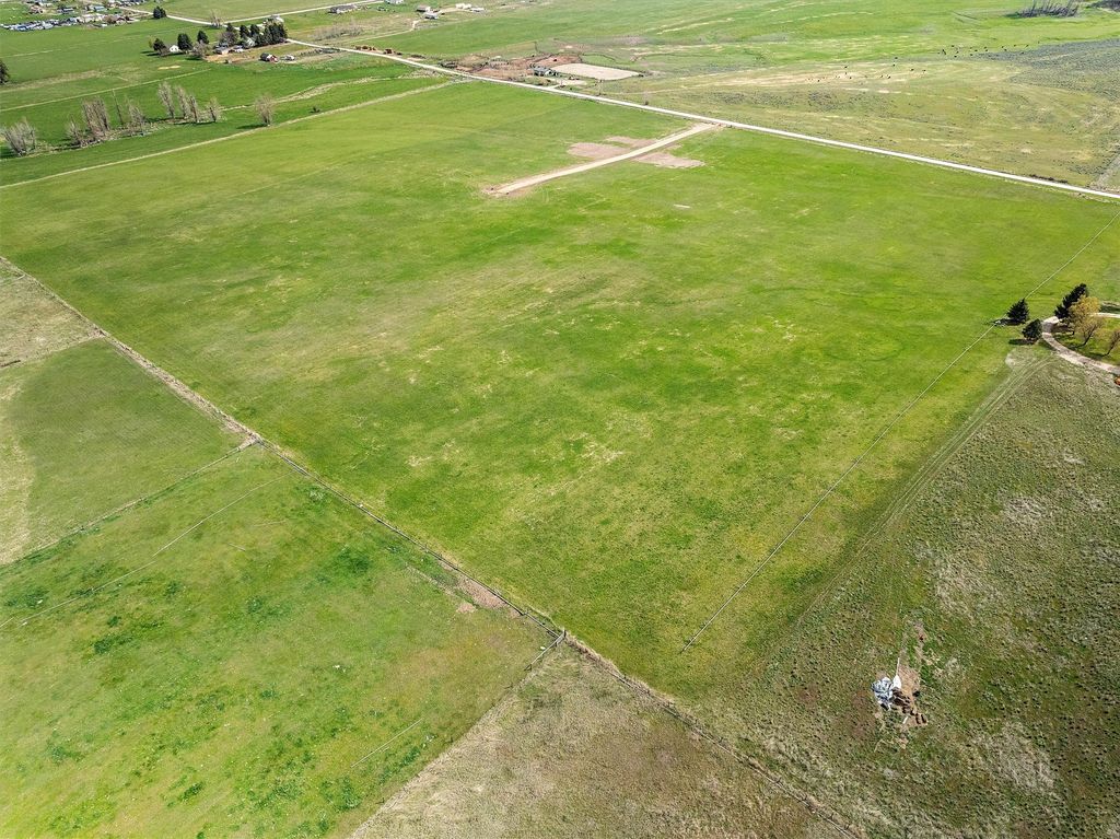 Photo of 4283 Burro Lane, Stevensville, MT 59870 (MLS # 30053363)