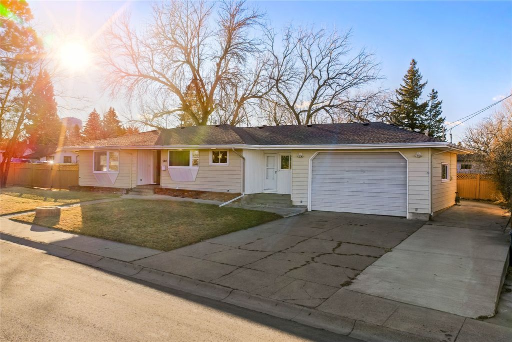Photo of 520 46th Street S, Great Falls, MT 59405 (MLS # 30063829)