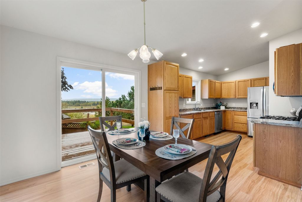 Photo of 98 Pointe Way, Hamilton, MT 59840 (MLS # 30058458)