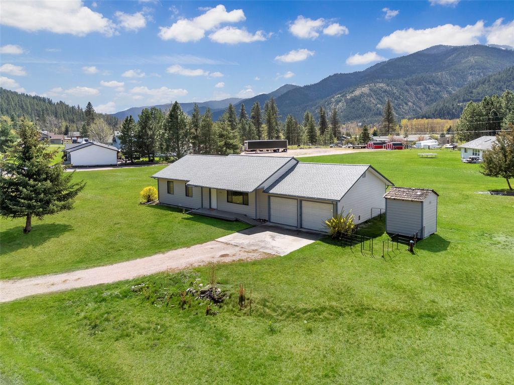 Photo of 3335 Timberedge Drive, Clinton, MT 59825 (MLS # 30068780)