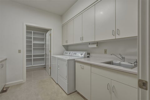 Tiny photo for 2403 Garland Drive, Missoula, MT 59803 (MLS # 30076288)