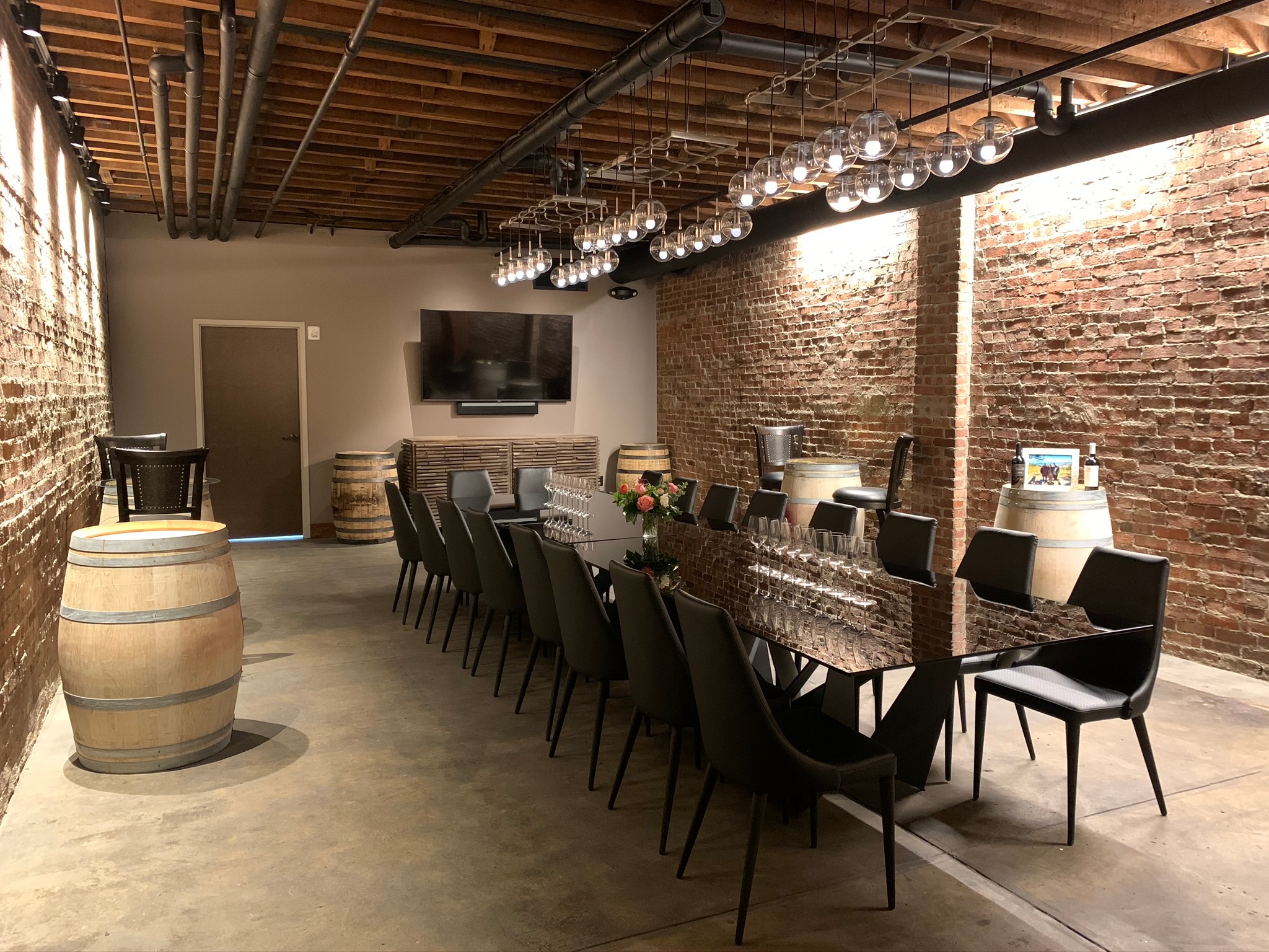 221 & 223 N Higgins Avenue