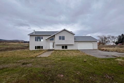 62311 Ash Lane St Ignatius MT 59865