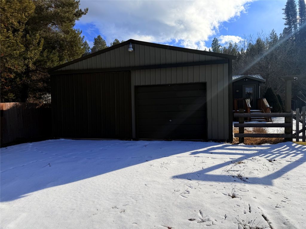 Photo of 182 Timber Lane, Libby, MT 59923 (MLS # 30066294)