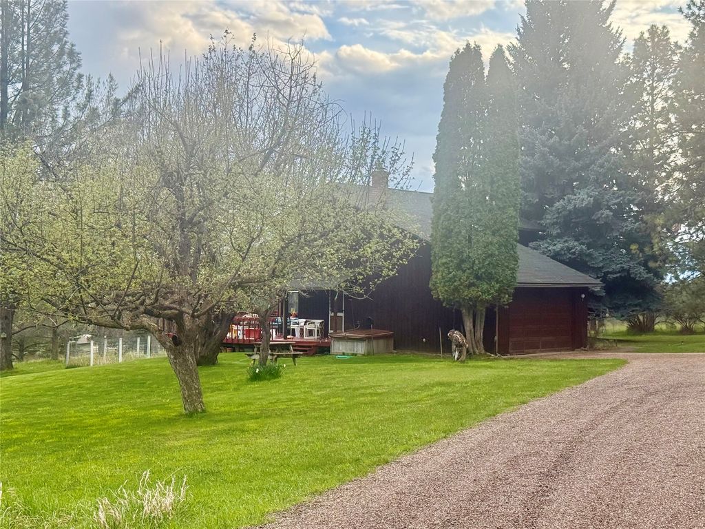 Photo of 18925 Appaloosa Lane, Frenchtown, MT 59834 (MLS # 30069948)