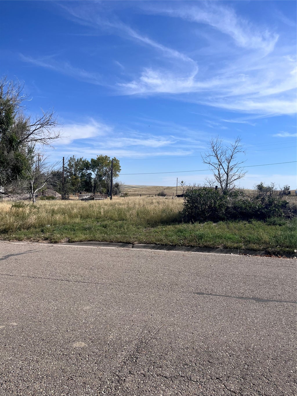 Photo of 822 Ash Avenue, Shelby, MT 59474 (MLS # 30078936)