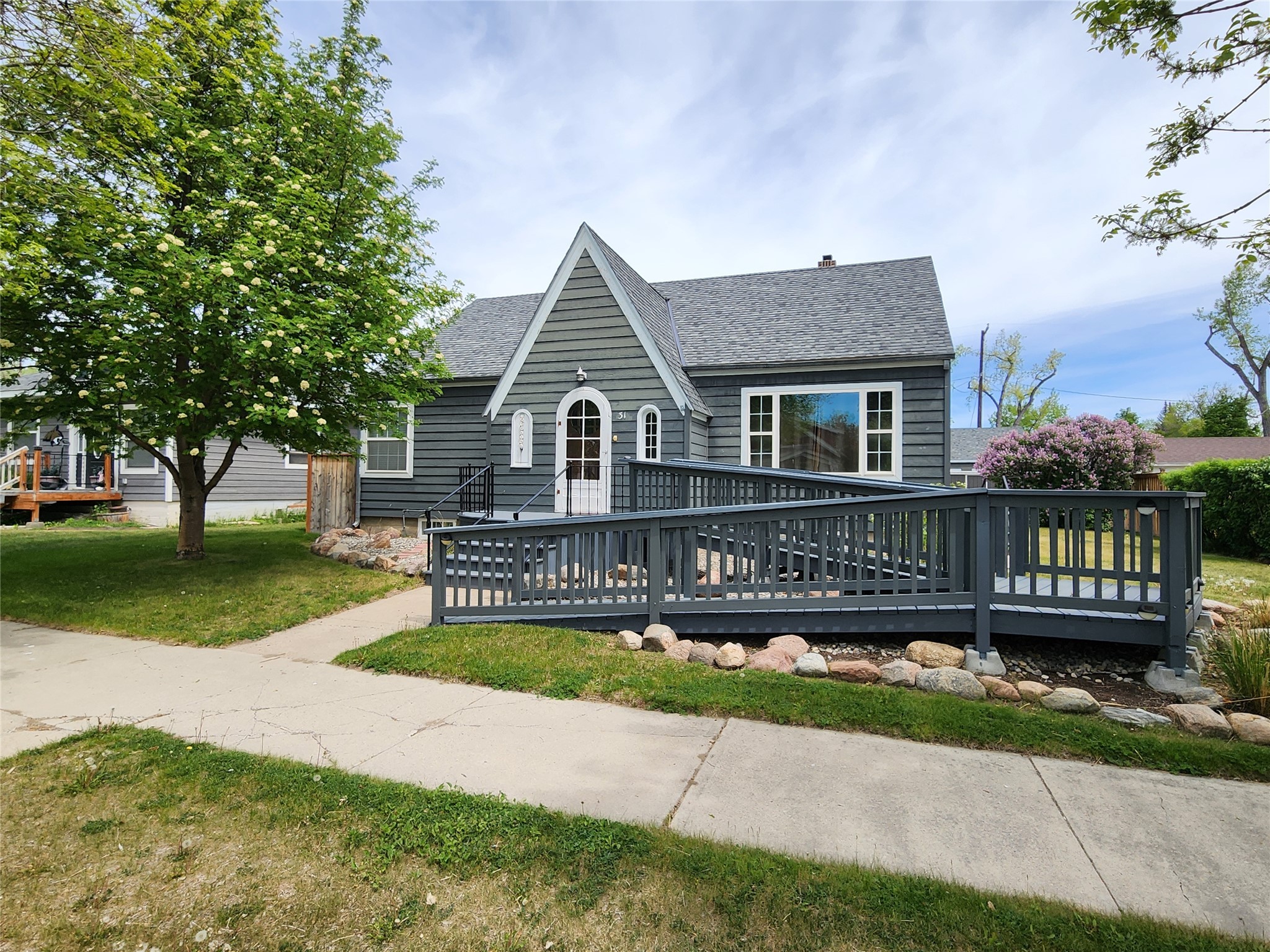 31 3rd Avenue SW