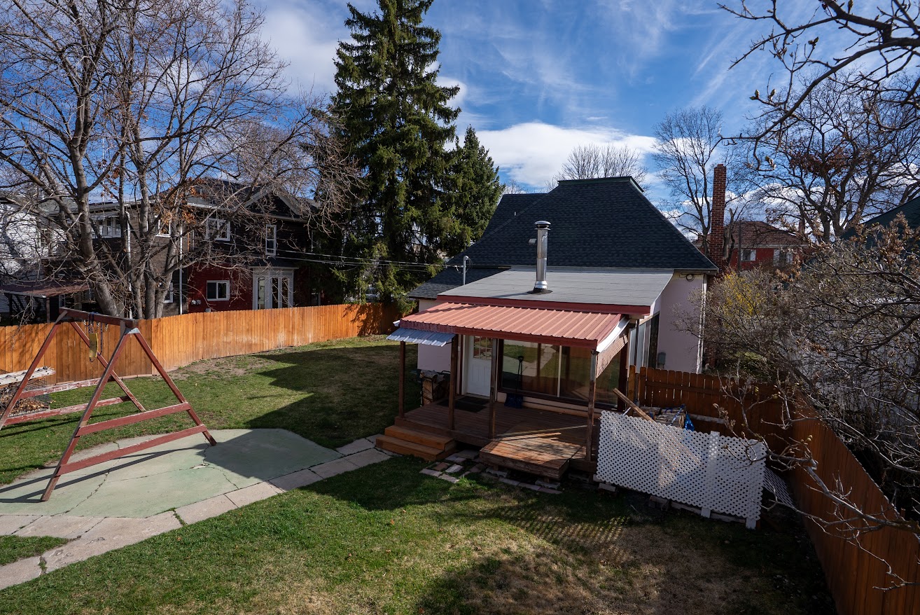 207 S 3rd Street