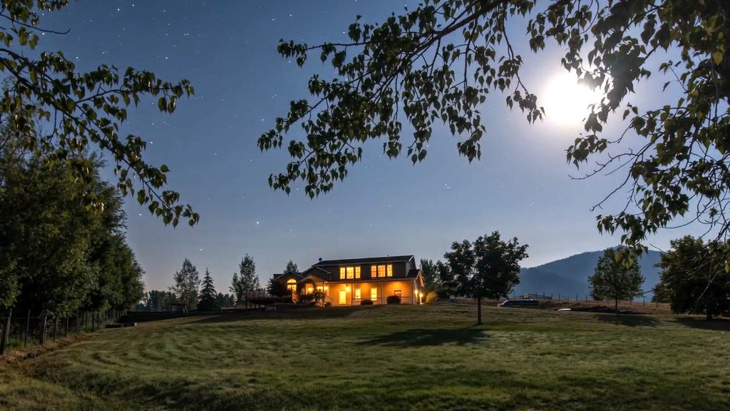 Photo of 553 Sunset West Road, Victor, MT 59875 (MLS # 30075720)