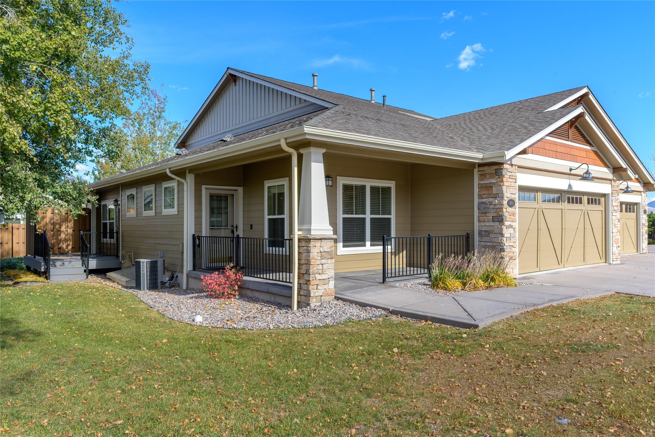2625 Tanbark Way Unit A