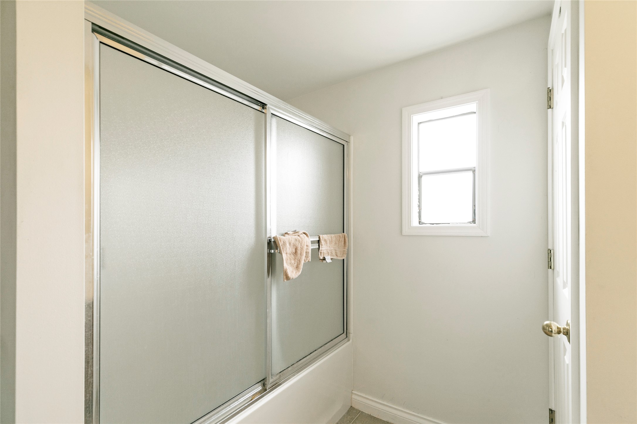 Florence, Montana 59833, United States, 3 Bedrooms Bedrooms, ,2 BathroomsBathrooms,Residential,Pending,132925