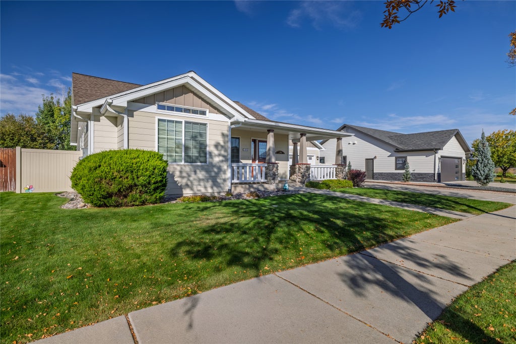 Photo of 171 Sand Piper Loop, Helena, MT 59602 (MLS # 30079015)