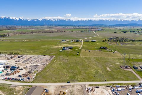 Tiny photo for 196 Industrial Court, Kalispell, MT 59901 (MLS # 30069984)