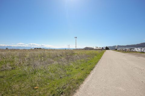 Tiny photo for 196 Industrial Court, Kalispell, MT 59901 (MLS # 30069984)
