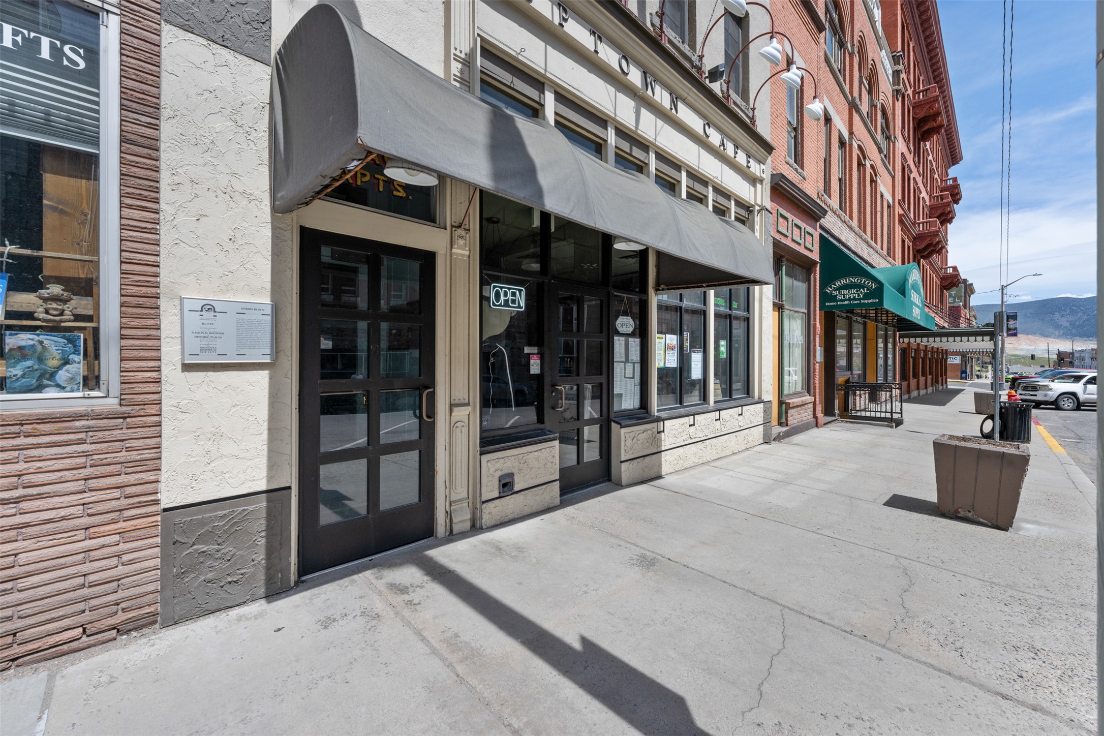 47 E Broadway Street