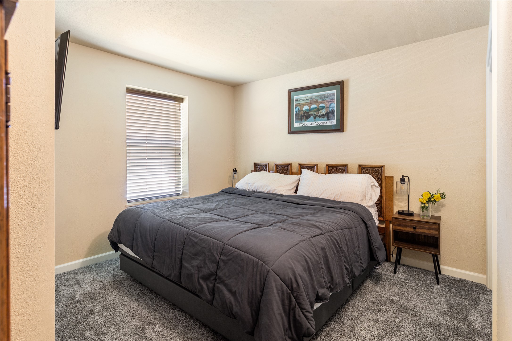 Butte, Montana 59701, United States, 4 Bedrooms Bedrooms, ,2 BathroomsBathrooms,Residential,Pending,158338