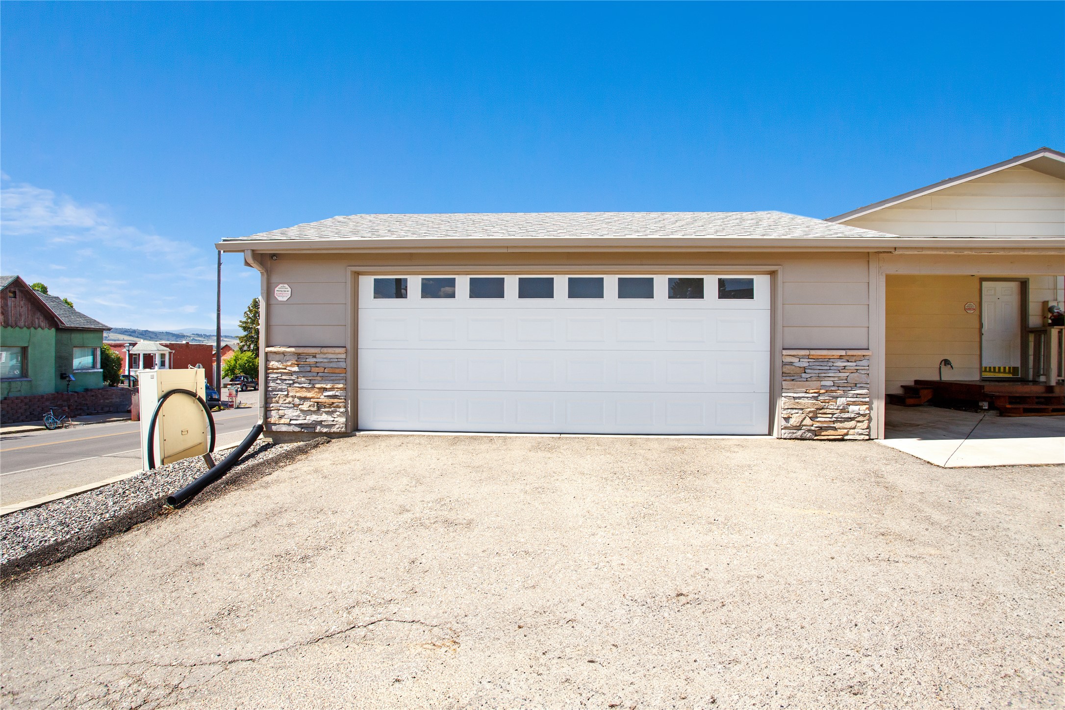 Butte, Montana 59701, United States, 4 Bedrooms Bedrooms, ,2 BathroomsBathrooms,Residential,Pending,158338