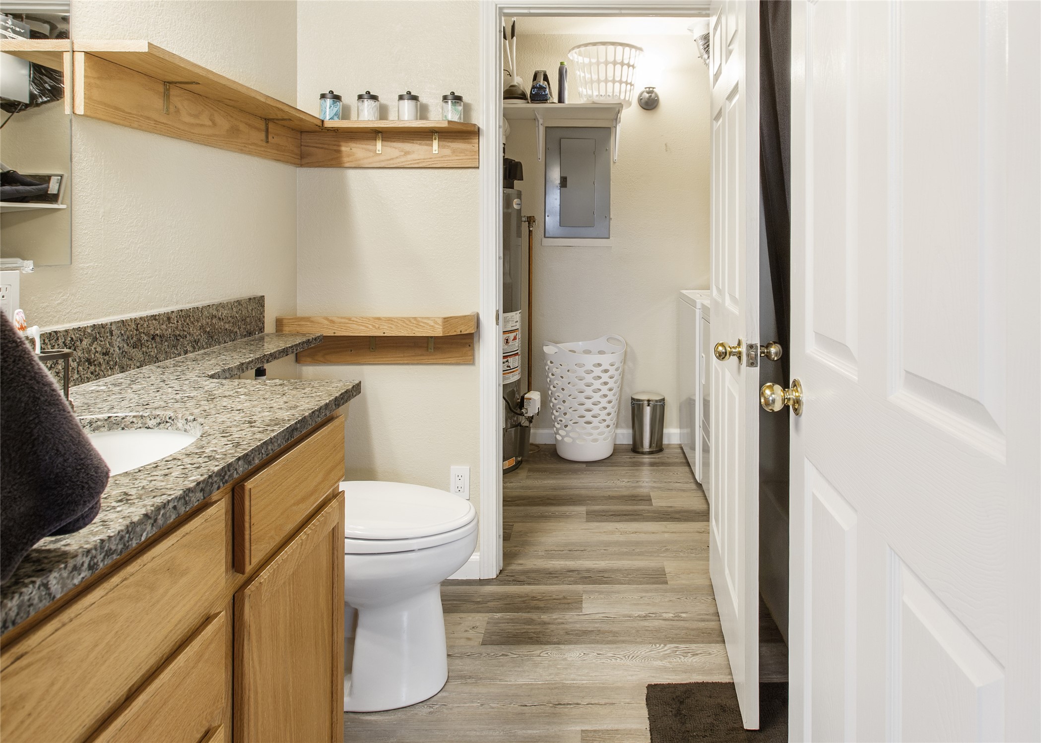 Butte, Montana 59701, United States, 4 Bedrooms Bedrooms, ,2 BathroomsBathrooms,Residential,Pending,158338