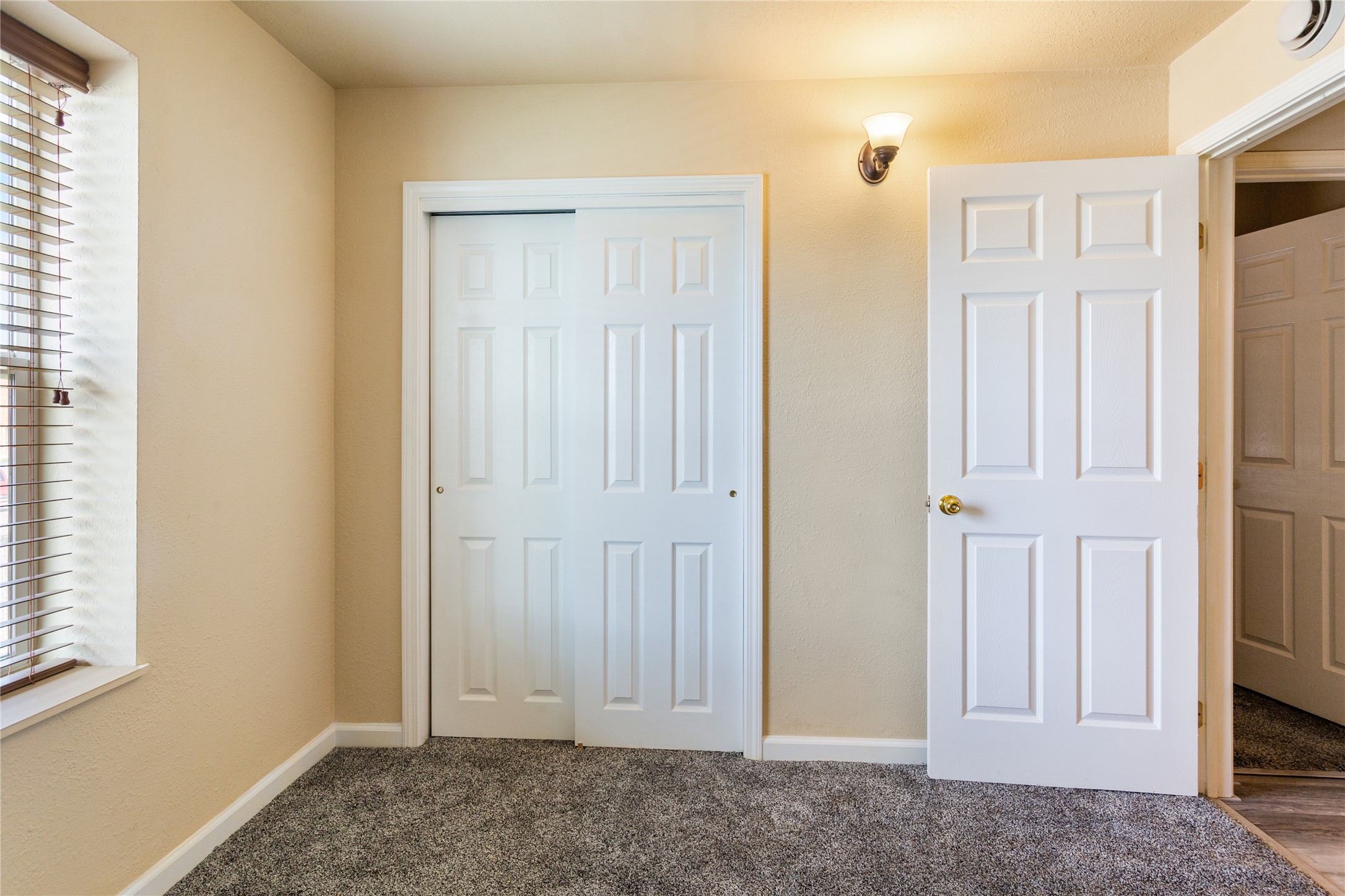 Butte, Montana 59701, United States, 4 Bedrooms Bedrooms, ,2 BathroomsBathrooms,Residential,Pending,158338