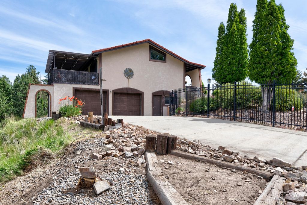 Photo of 1644 Gold Rush Avenue, Helena, MT 59601 (MLS # 30065431)