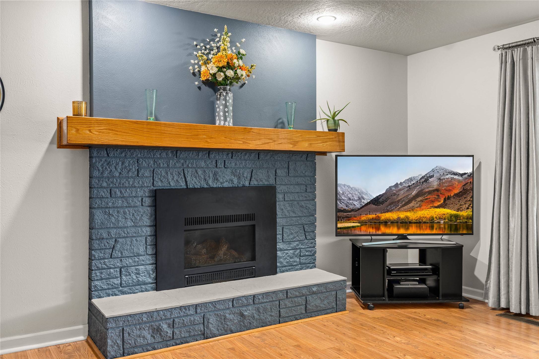 3731 W Sussex Avenue