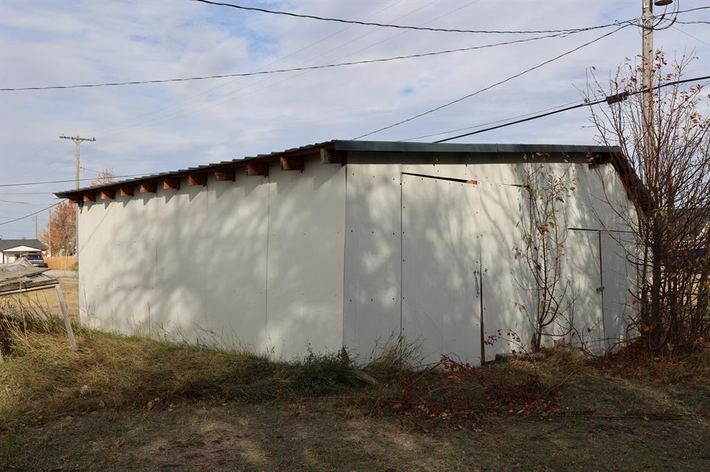 617 Montana Street