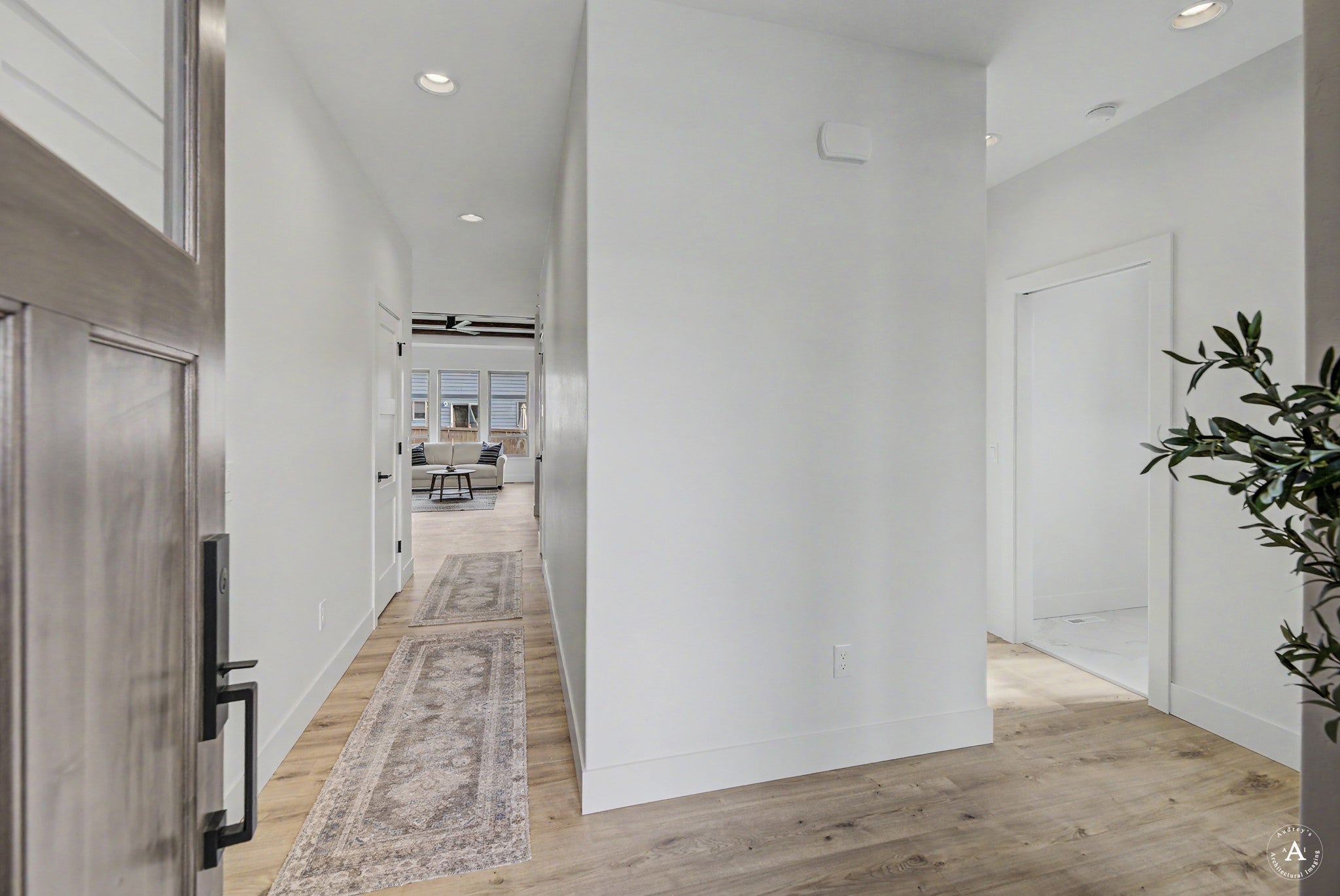 2754 Lone Chief Loop