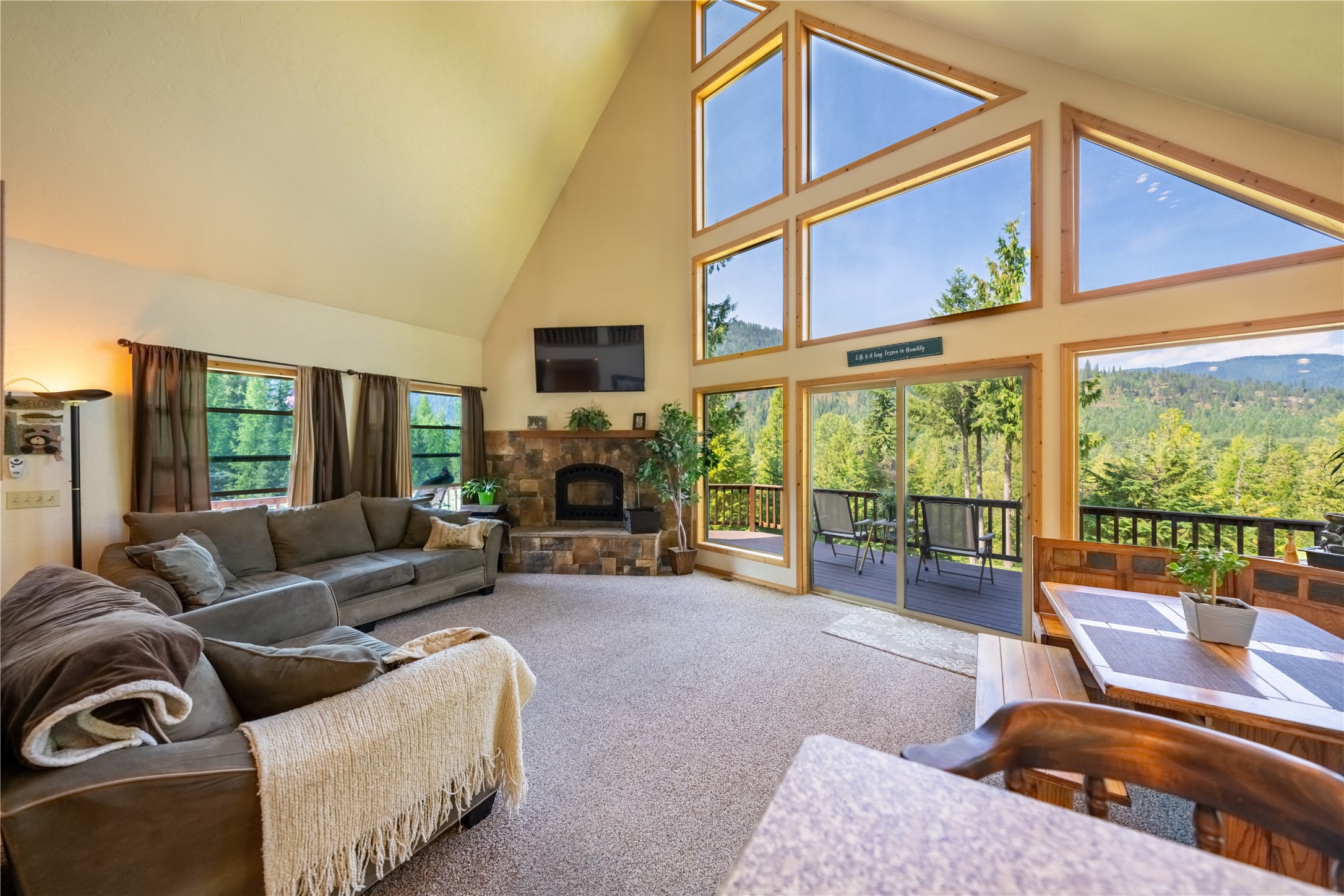 719 Doonan Mountain Road