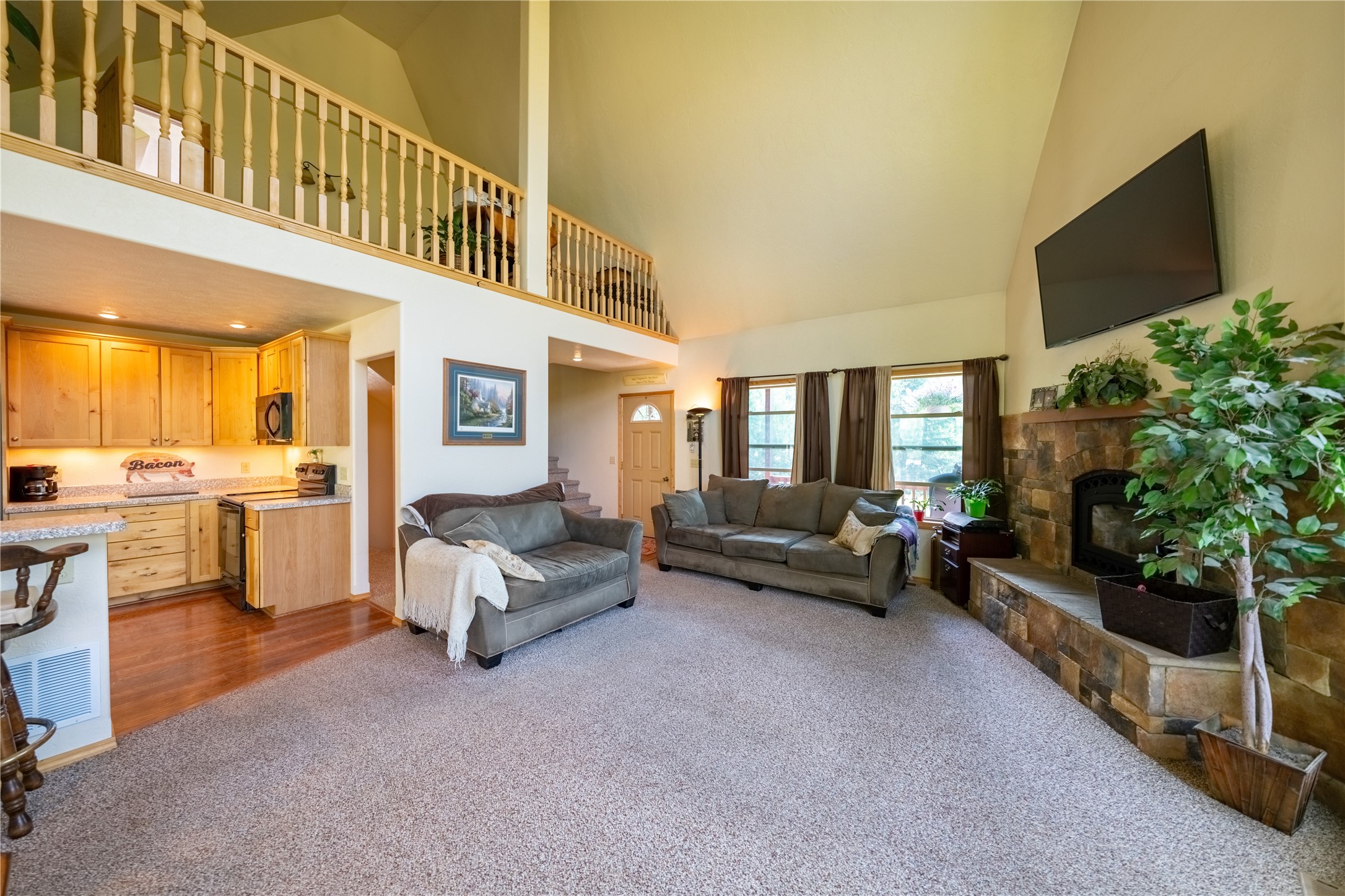 719 Doonan Mountain Road