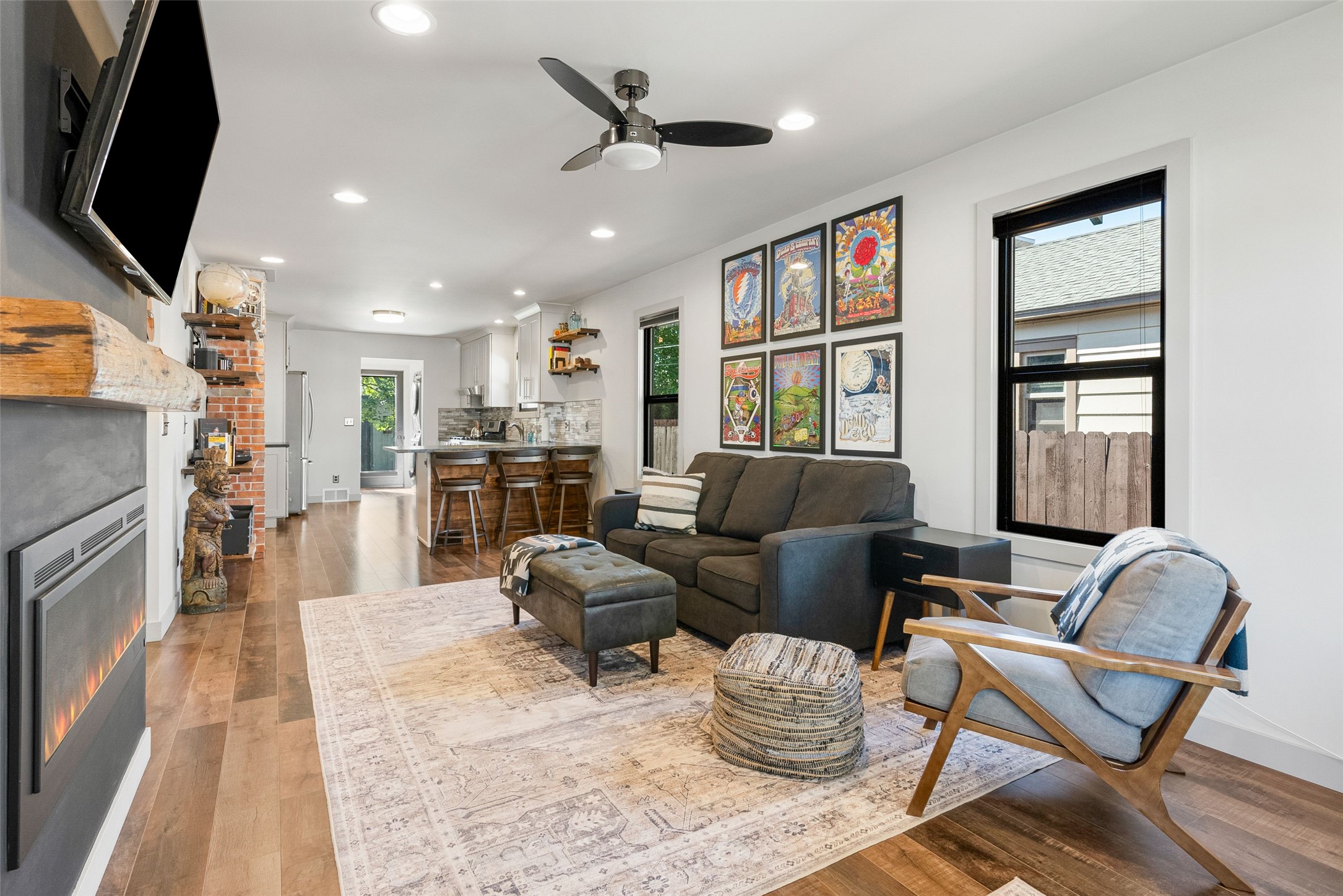 1635 S 8th Street W