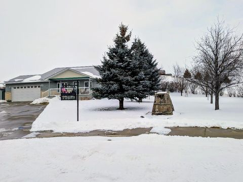 Photo of 517 Cozy Meadow Lane, Shelby, MT 59474 (MLS # 30061801)