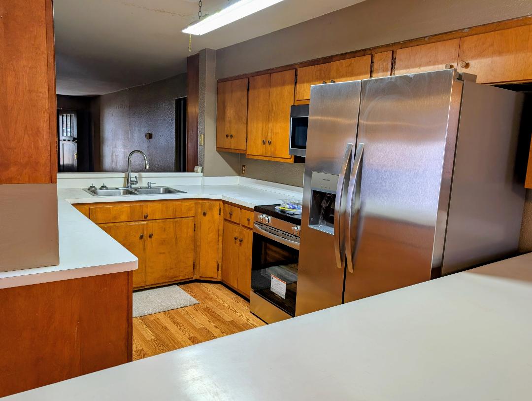 130 8th Avenue N