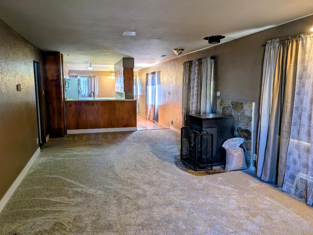 130 8th Avenue N
