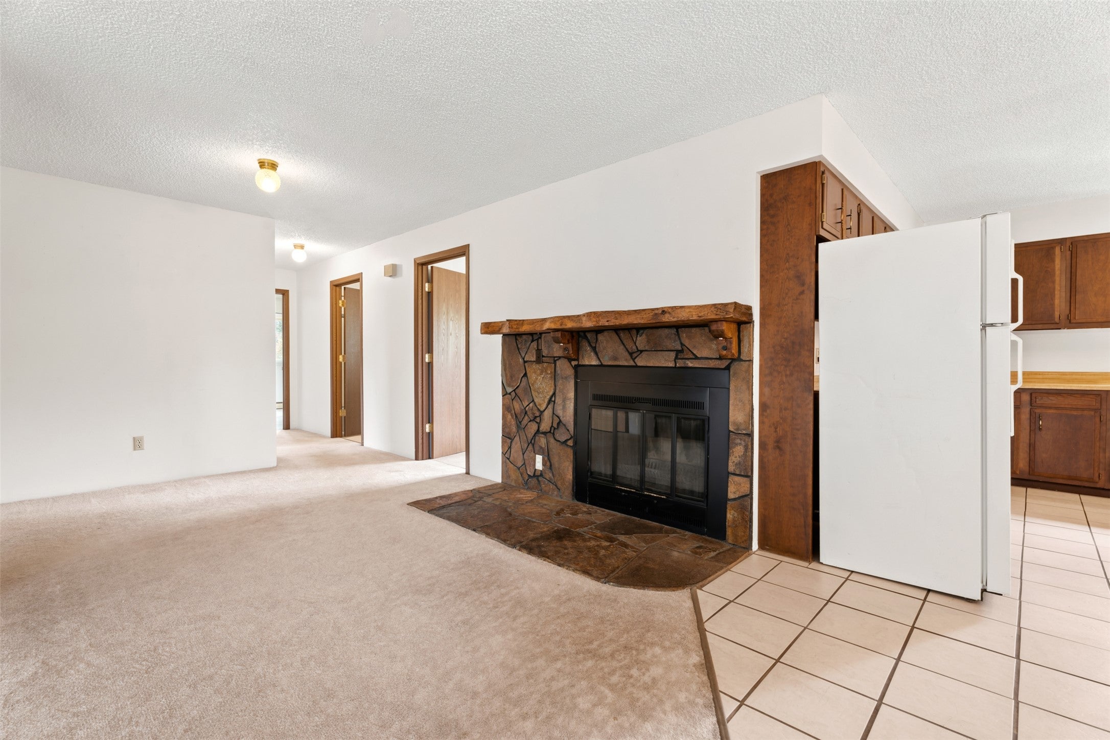 3700 Rattlesnake Drive