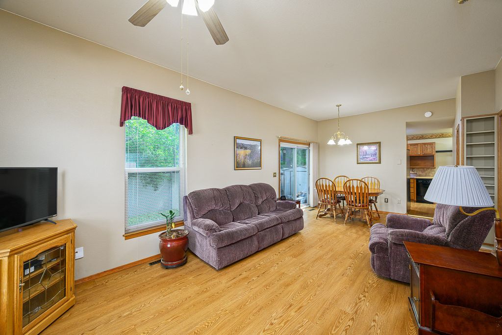 Photo of 1410 Hawthorne Lane, Billings, MT 59105 (MLS # 30071788)