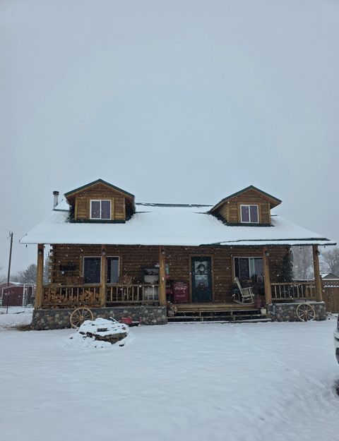 Photo of 805 3rd Street SW, Choteau, MT 59422 (MLS # 30066632)